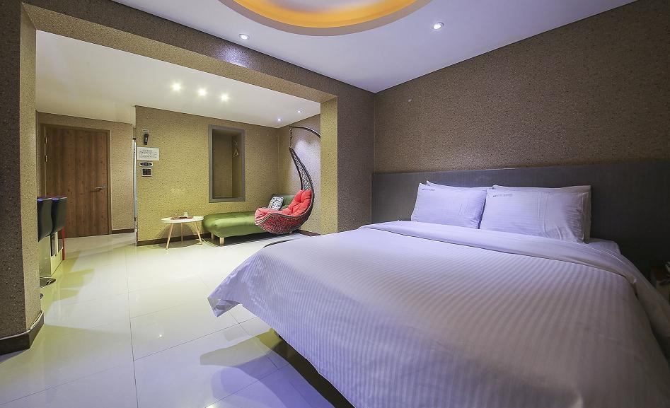 Rosenheim Hotel Kōyō Eksteriør billede